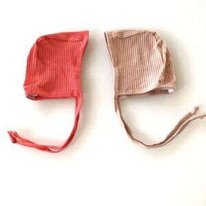 Petals & Peas Bundle Of 2 Ribbed Bonnets